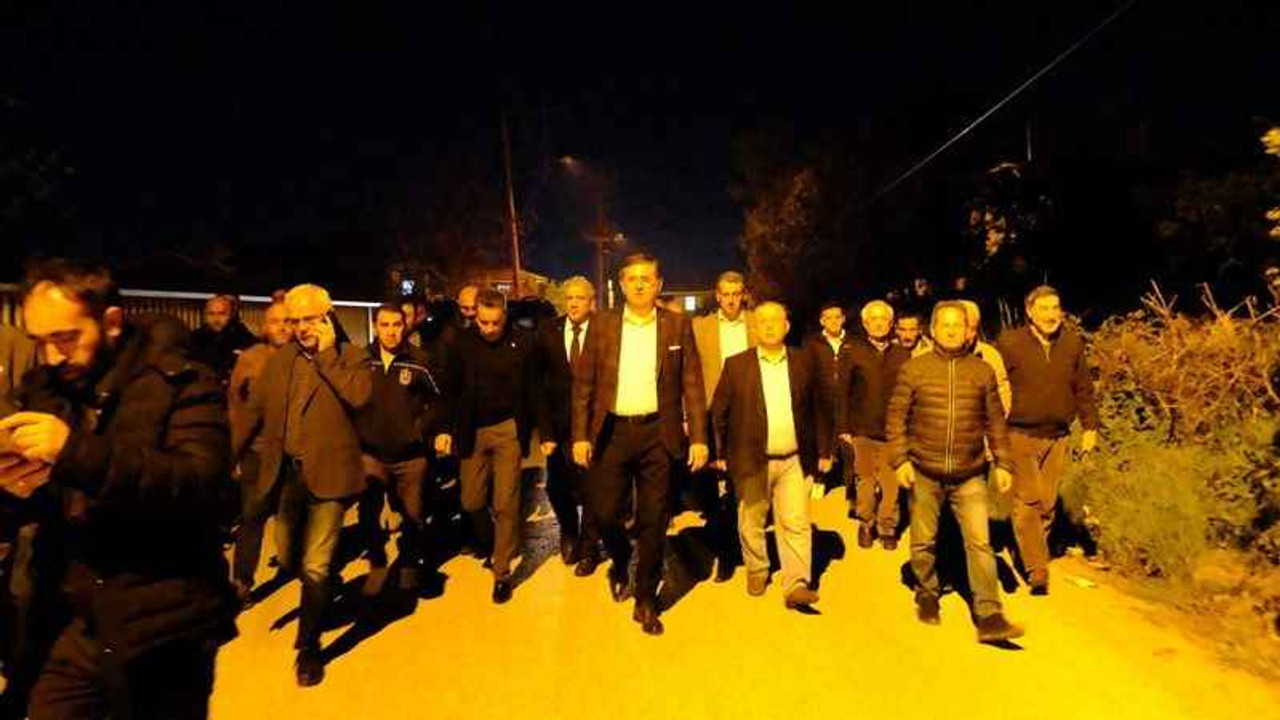 Yıldızlı: Arazilerinizin haraç mezat satıldığını biliyorum